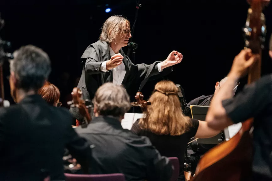 Christian von Borries, „Land der Musik“ – ein Neujahrskonzert (2018), Musikperformance